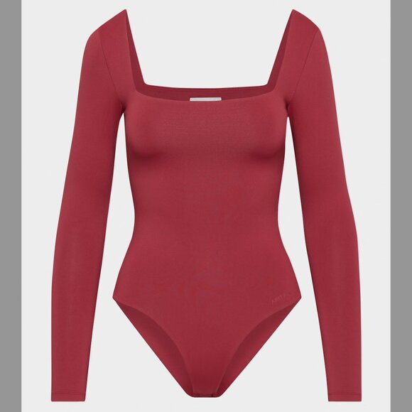 Contour Cheeky Squareneck Longsleeve Bodysuit - Picture 6 of 7